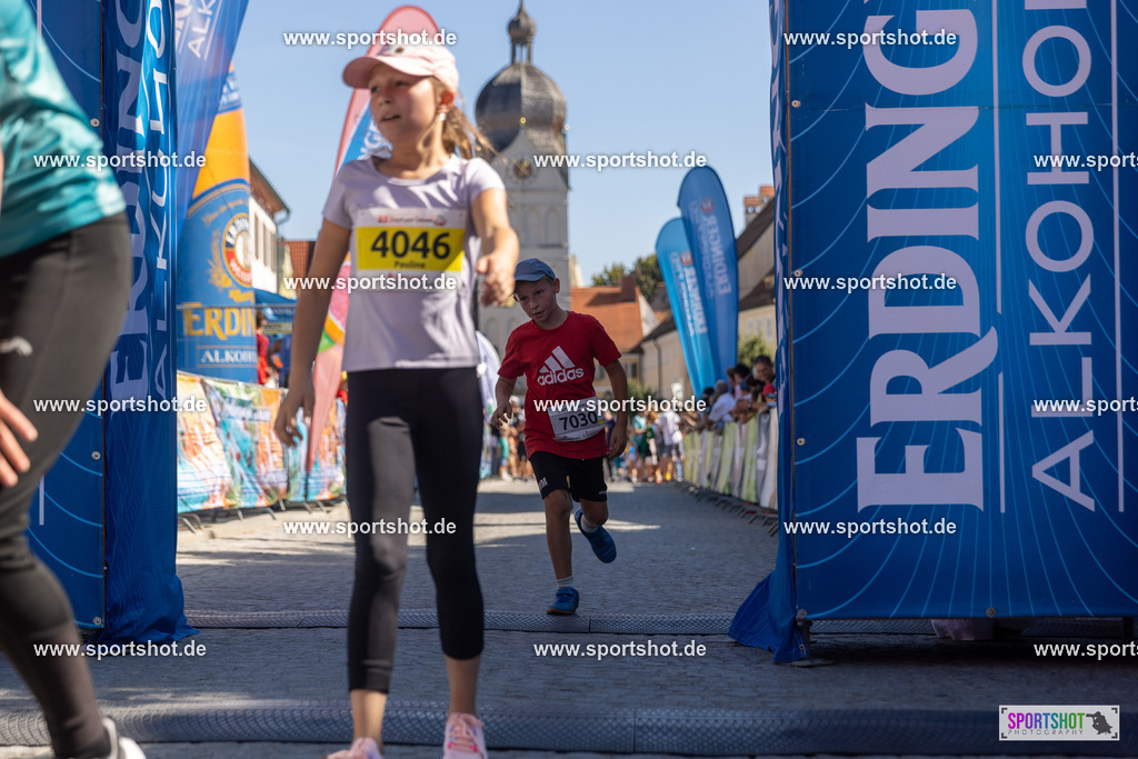VJ__3464 | Stadtlauf Erding 2025 #stadtlauferding #erdingstadtlauf #stadtlauf_erding #laufmotivation #trisporterding #yourpictrs #sportshot_your_pictrs