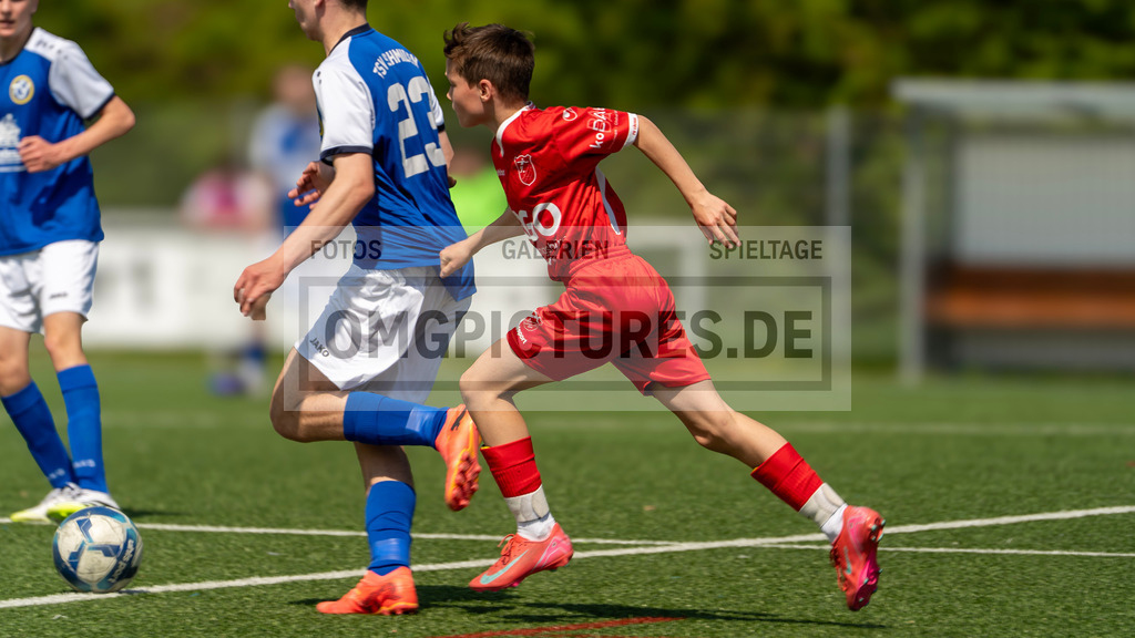 _OMG2785 | www.omgpictures.de, Sportfotograf, Verein, Fotograf, Baden Württemberg, Stuttgart, Heilbronn, omgpictures, Spieltag,  - Realisiert mit Pictrs.com