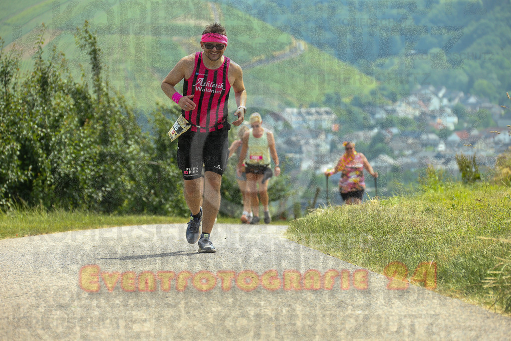 250614_1424_EX1_0742 | Sportfotografie im Rhein-Sieg Kreis, Köln, Bonn, NRW, Rheinland Pfalz, Hessen, etc. Unser Tätigkeitsfeld umfasst den Laufsport vom Volkslauf über den Marathon, Duathlon, Triathon bis zum Ultralauf wie Kölnpfad Ultra oder Schindertrail.