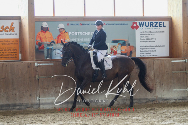 DKP44858 | Turniersportfotografie; Pferdefotografie; Dressurfotografie