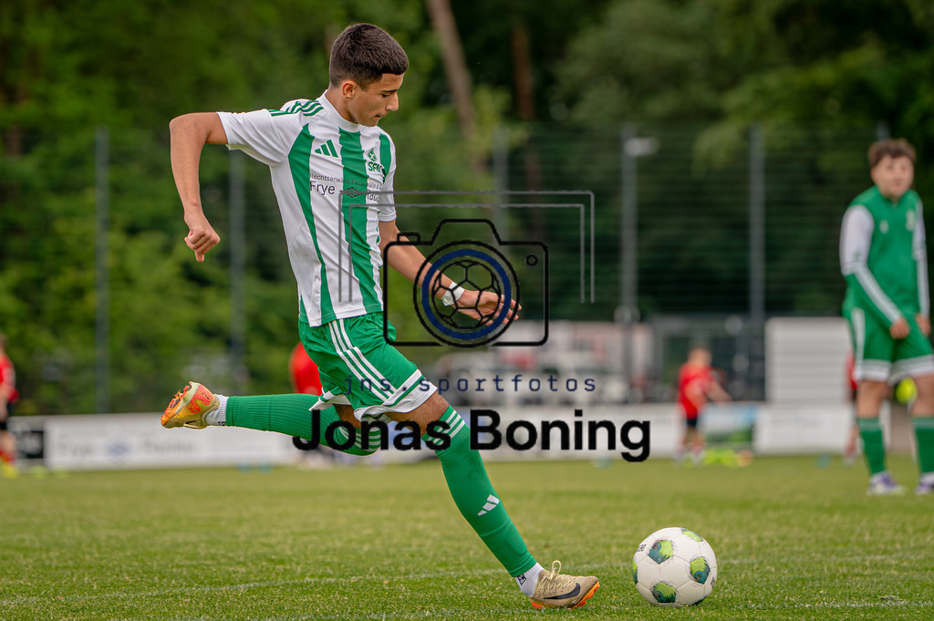Sportfoto_ I 4336 | jns.sportfotos - Realisiert mit Pictrs.com