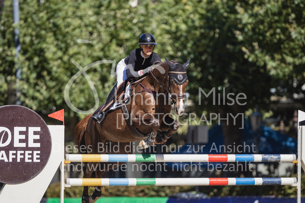 230907_OWLCh_Amateur-L-807 | Deine schönsten Turniermomente als professionelle Fotos! Entdecke hochwertige Pferdesport-Fotografie im Online-Shop. Jetzt Fotos finden & bestellen!