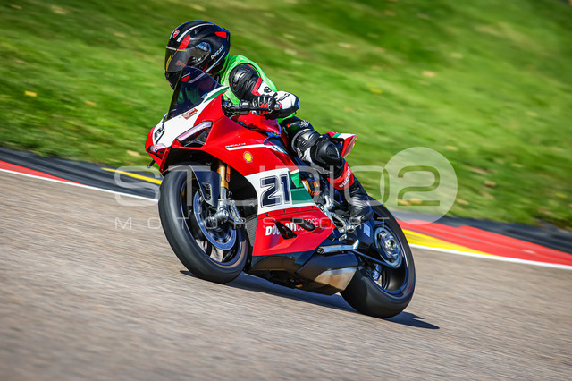 0021-250918SR-014_21 | Deine Full-Service-Agentur für ✔️Videoproduktionen und ✔️Motorsportfotografie Jetzt Angebot anfragen!