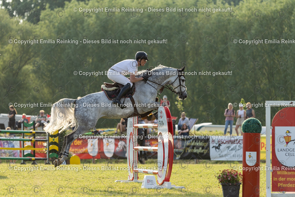 CL5A1264 | Emilia Reinking Fotografie - Realisiert mit Pictrs.com