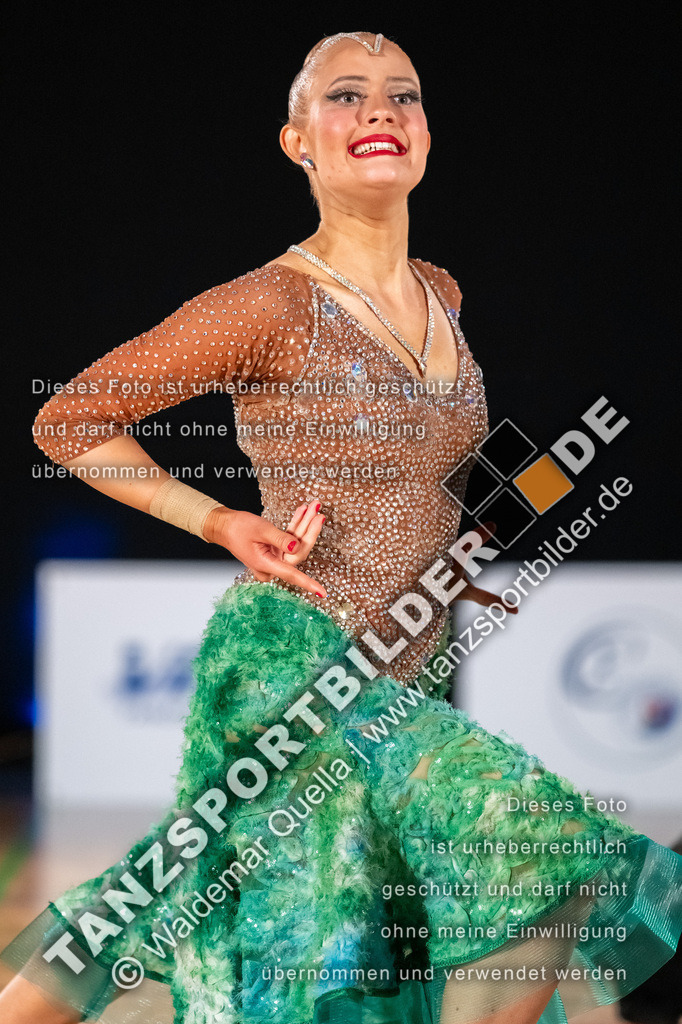 20250504-10062 | Hier finden Sie Tanz Bilder vom Latein und Standard Formationen tanzen. Sportbilder vom Tanzsport. Schöne Fotos und von Weltmeisterschaft, Europameisterschaft, Bundesliga, Regionalliga, Oberliga und Landesliga sowie von GOC Stuttgart, DanceComp, WM Bremen