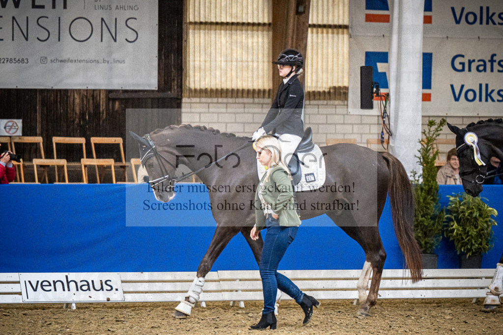 DOS_0006 | Entdecke hochwertige Reitturnierfotos von Foto Oger. Professionell, emotional und authentisch – jetzt Lieblingsmomente im Shop bestellen.Deutschlandweite Turnierfotografie. - Realisiert mit Pictrs.com