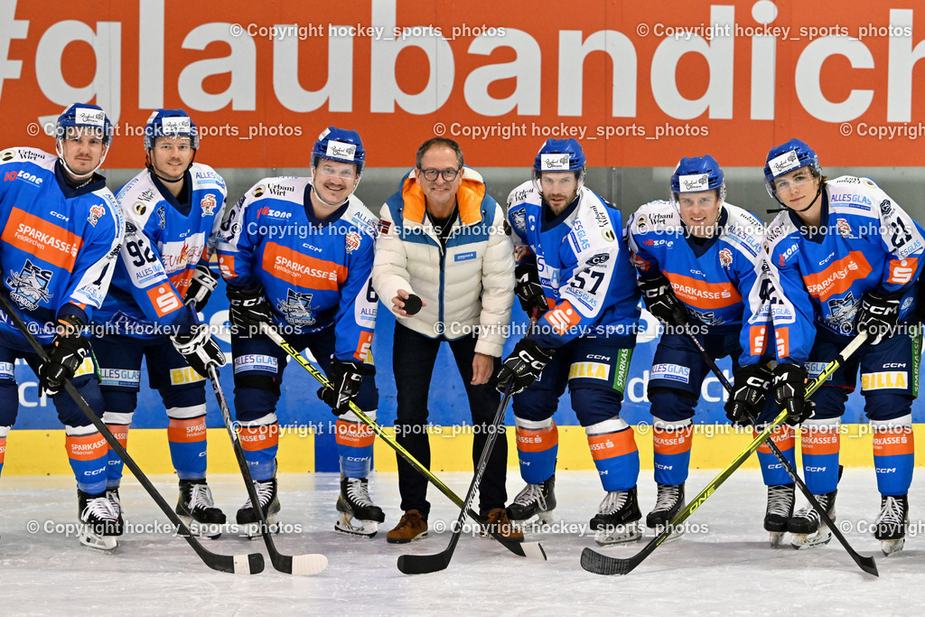 ESC Steindorf Sparkasse Feldkirchen Shooting | #21 WALDER PATRIK, #11 Luka Kalan, #92 RATZ PATRICK, #64 Stichauner Fabian, #57 Wilfan Franz, #46 Maurer Julian, Gerhard Schreilechner, ESC Steindorf Sparkasse Feldkirchen Shooting, ESC Steindorf Sparkasse Feldkirchen Shooting am 24.10.2025 in Steindorf (Ossiachersee Halle), Austria, (Photo by Bernd Stefan)