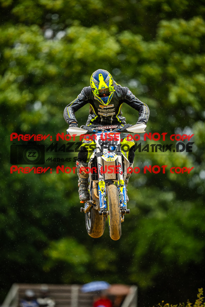 MaZZes_FotoMatrix_230701_1848 | S4