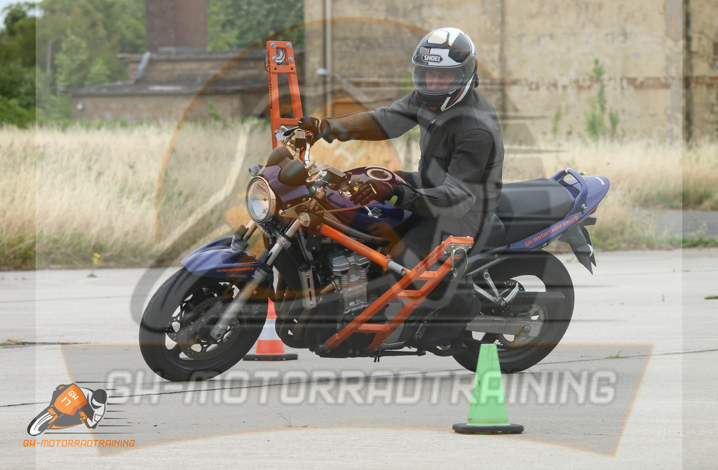 IMG_1810 | gh-motorradtraining-foto.de - Realisiert mit Pictrs.com