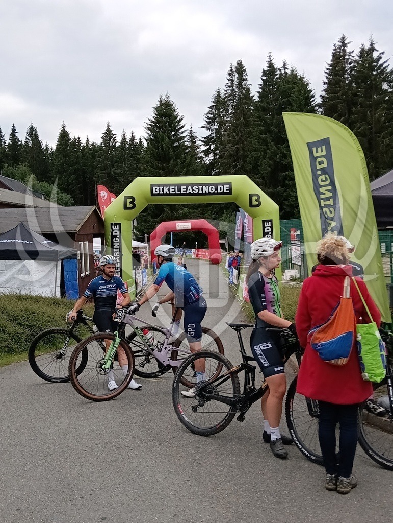 IMG_20260723_191528670 | Fotogalerie der Treibjagd im Dunkelwald - Dein MTB Etappenrennen im Erzgebirge - Realisiert mit Pictrs.com