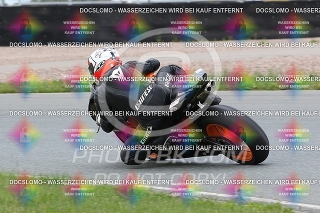 2016-07-01-PBK-2736 | Sportfotografie; SlowMotion; Video; Rennstrecke; Hafeneger; RSE; Speer; Trackday; Motorsportarena; Hockenheimring; Brno; Most; Barcelona; Valencia, Benny; Kaetzmer;