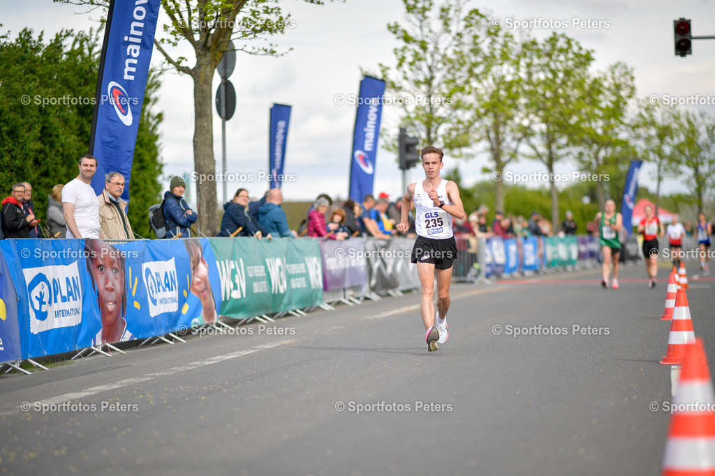 _KP18310_1 | 13.04.2025, xkaix, Leichtathletik Deutsche Meisterschaft 2025, Straßengehen v.l. Frederick Weigel (OSC Potsdam e.V.) - Realisiert mit Pictrs.com
