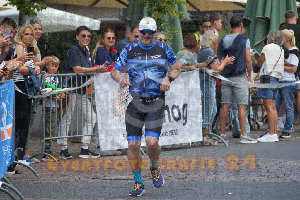 250824_1257_EV4_9680 | Sportfotografie im Rhein-Sieg Kreis, Köln, Bonn, NRW, Rheinland Pfalz, Hessen, etc. Unser Tätigkeitsfeld umfasst den Laufsport vom Volkslauf über den Marathon, Duathlon, Triathon bis zum Ultralauf wie Kölnpfad Ultra oder Schindertrail.