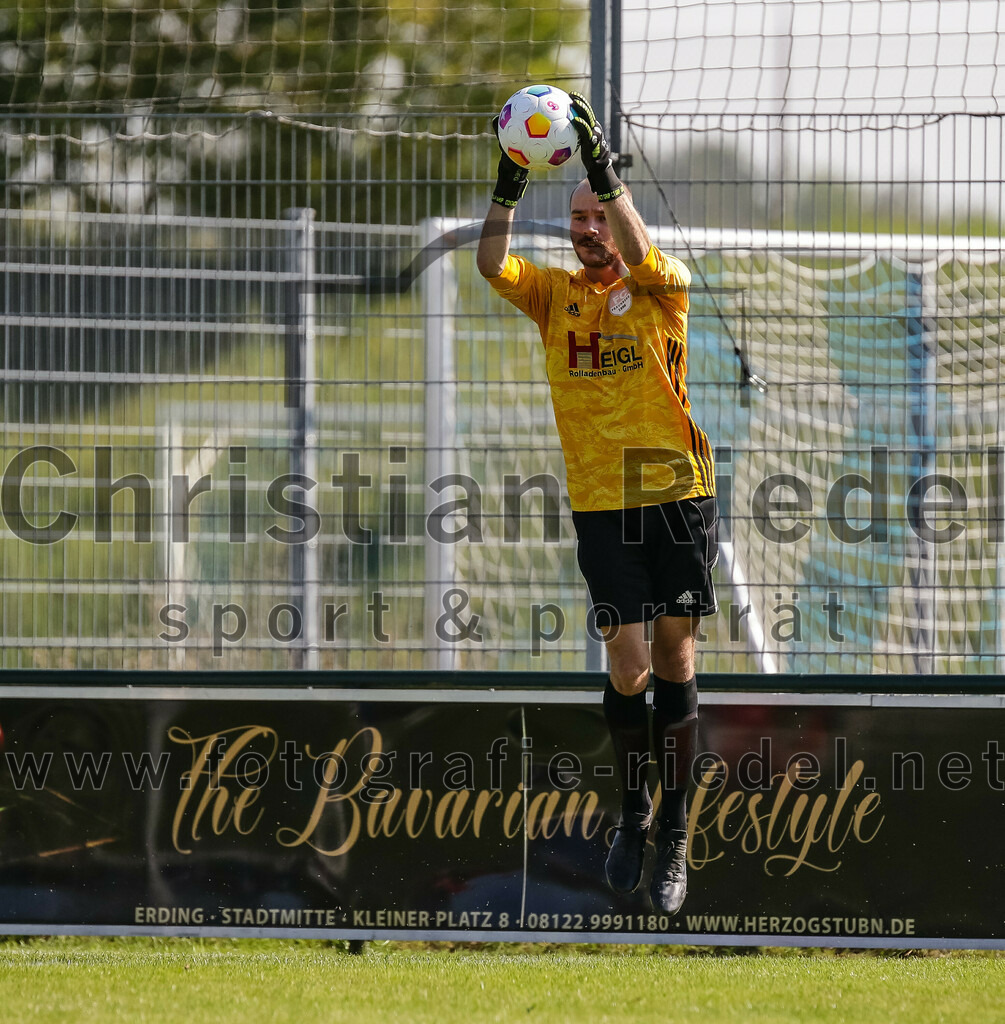 2023-09-09_047_FC_Langengeisling_III_gegen_FC_Fraunberg_II | Erding, Deutschland, 09.09.2023:
Fußball, C-Klasse 2023 / 2024, 6. Spieltag, FC Langengeisling III gegen FC Fraunberg II, Endergebnis: 1:2

Foto: Christian Riedel / fotografie-riedel.net