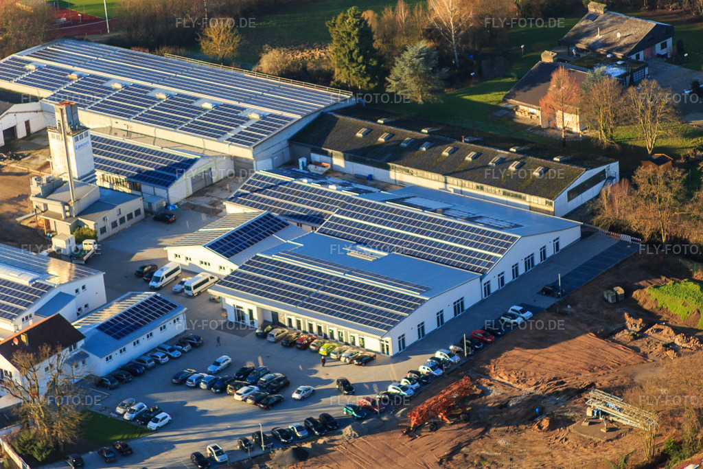 Luftbild: Quartier Lanzet von Osten mit Hagebau Kompakt - Gillet Baustoffe GmbH in Herxheim bei Landau im Bundesland Rheinland-Pfalz in Deutschland. Foto: IMG_076492.jpg vom 05.01.2015 durch Werner Riehm/FLY-FOTO.deGillet Webseite