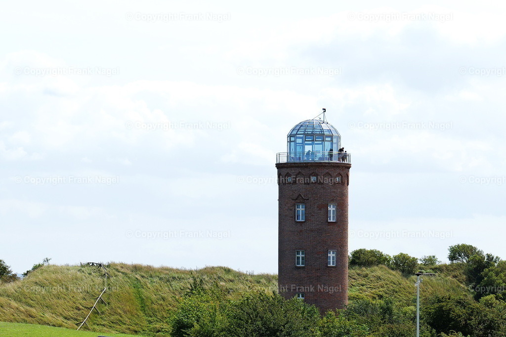 Peilturm am Kap Arkona | Der Peilturm diente als ehemalige Funkstation der Reichsmarine, Aktuell wird er für Ausstellungen und Vorträge genutzt. - Realisiert mit Pictrs.com