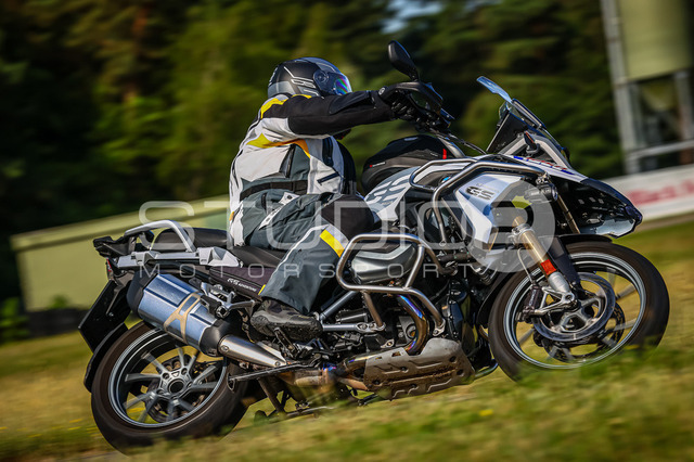 0888-260530DCB-029_888 | Deine Full-Service-Agentur für ✔️Videoproduktionen und ✔️Motorsportfotografie Jetzt Angebot anfragen!