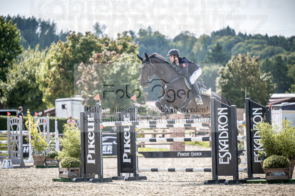 DOS_8109 | Entdecke hochwertige Reitturnierfotos von Foto Oger. Professionell, emotional und authentisch – jetzt Lieblingsmomente im Shop bestellen.Deutschlandweite Turnierfotografie. - Realisiert mit Pictrs.com