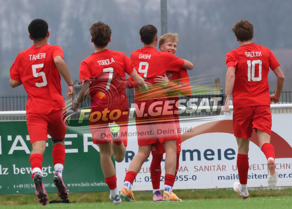 SV Rödinghausen - FC Iserlohn | Auf dem Bild zu sehen: rot FC Iserlohn: Jubel 0:2SV Rödinghausen, FC Iserlohn, Saison 25/26, B-Jugend Westfalenliga, Deutschland - Realisiert mit Pictrs.com