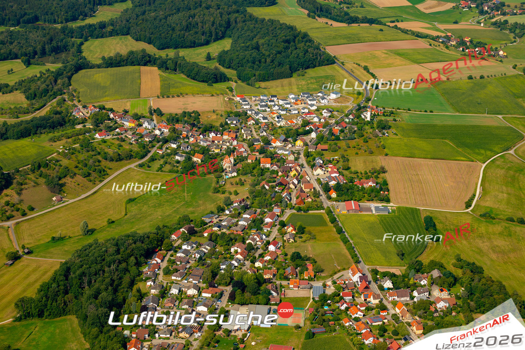 Das Luftbild zeigt : Mariäkappel Kreßberg - Die Luftaufnahme wurde 2024 vom UL-Flugzeug aus erstellt ( keine Drohne ) - Hochauflösende Luftaufnahme - Für grossformatige Ausdrucke geeignet. Die Geschenkidee !Mit Lizenz und Bildrechte bestellbar