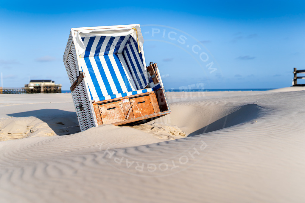 Strandkorb im Sand | Strandleben in SPO