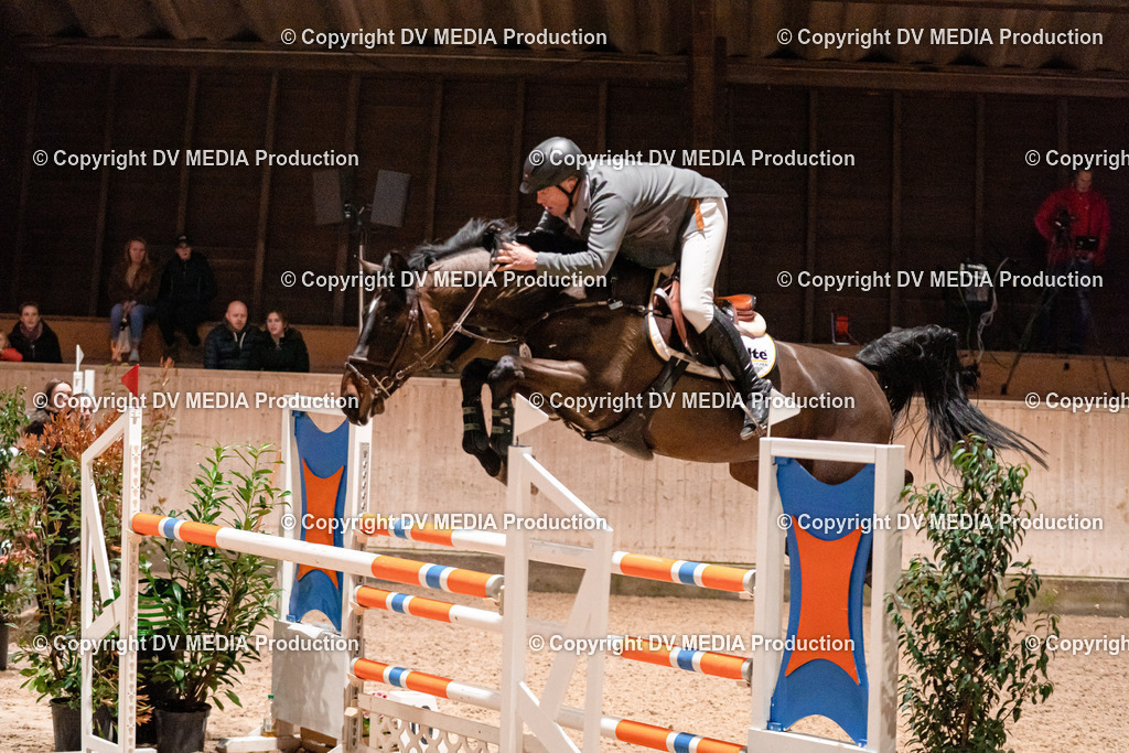 Springen Tag 1-949 | dv-media-shop - Realisiert mit Pictrs.com