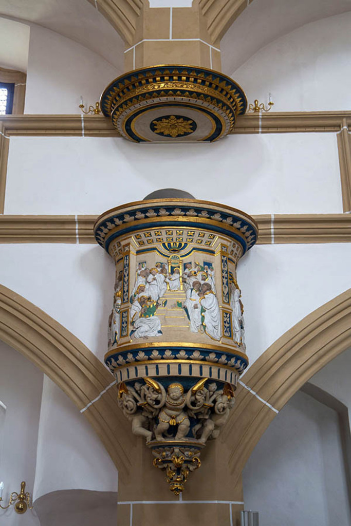 Torgau - Schloss Hartenfels - Schlosskapelle | Entdecke über 20 Kategorien Leipzig-Motive: Foto-Downloads, hochwertige Poster, Leinwand- & Fine-Art-Prints. Jetzt Lieblingsfoto im Bildlexikon Leipzig Shop bestellen!