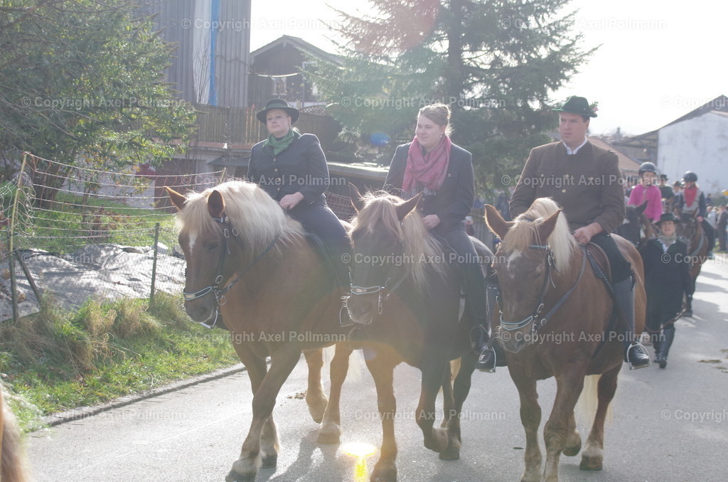 IMGP0935 | fotografiert von Axel PollmannLeonhardi Wallfahrt Benediktbeuern und Murnau, Fronleichnam, Fasching, Landschaft im Loisachtal und Benediktbeuern  - Realisiert mit Pictrs.com
