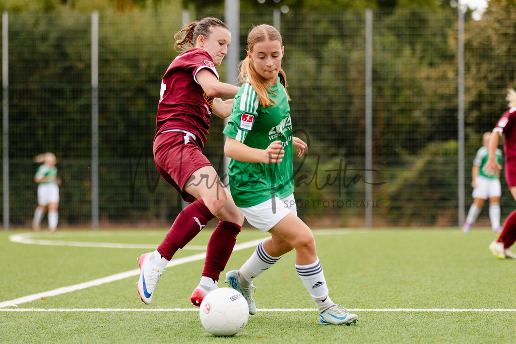 Frauen Landesliga, 2. Spieltag, Saison 2025/2026: 1. FC Gievenbeck - ASC Schöppingen | IGA 2027 Frauen Landesliga, 2. Spieltag, Saison 2025/2026, 1. FC Gievenbeck empfängt ASC Schöppingen im Sportpark Gievenbeck in Münster. Foto: sportfotografie.ms | Markus Paletta - Realisiert mit Pictrs.com
