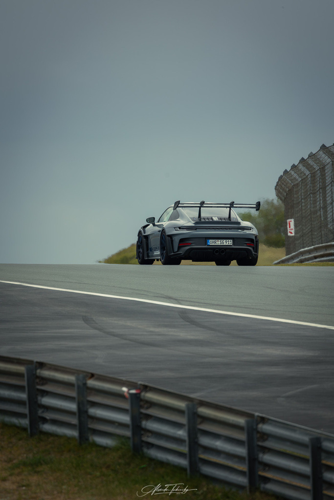 R6AT1528 _Alexander Tschuncky | Entdecken Sie die faszinierende Welt von Alexander Tschuncky Arts: Kreative Fotografie, atemberaubende Automobilkunst und hochwertiger Bilderdruck. Lassen Sie sich inspirieren! - Realisiert mit Pictrs.com