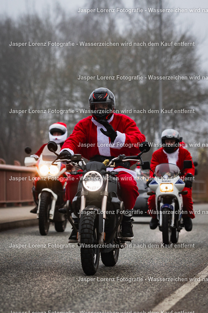 X-Mas Ride I Kiel I 2025 | Jasper Lorenz Fotografie - Realisiert mit Pictrs.com