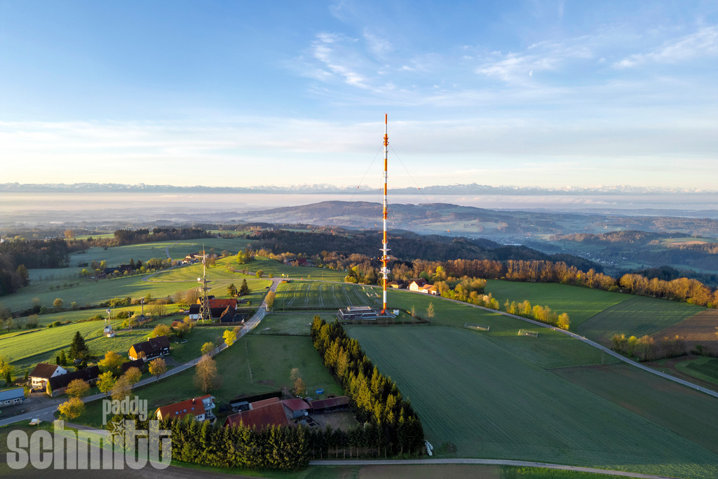 PS-FRNB-2026-01 | Entdecke die größte Bildgalerie der Region mit Fotografien aus dem Allgäu, der Bodenseeregion, Oberschwaben, dem Donautal und der Schwäbischen Alb. Landschaften, Luftaufnahmen und Reisefotografie als Wandbild und Fotokunst. - Realisiert mit Pictrs.com