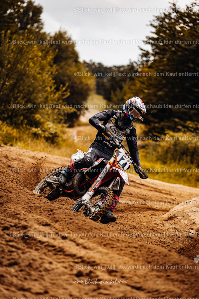 E68A6870 | blick_win_kel