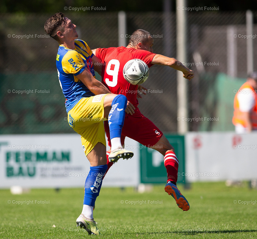 A_LUI120823_13 | SPORT,FUSSBALL,LL. OST ASKOE OEDT 1B-ASKOE DONAU LINZ 12.08.2023 IM BILD: RUMEN KEREKOV  (OEDT 1B) UND AID VOJIC  (DONAU LINZ) FOTO:FOTOLUI