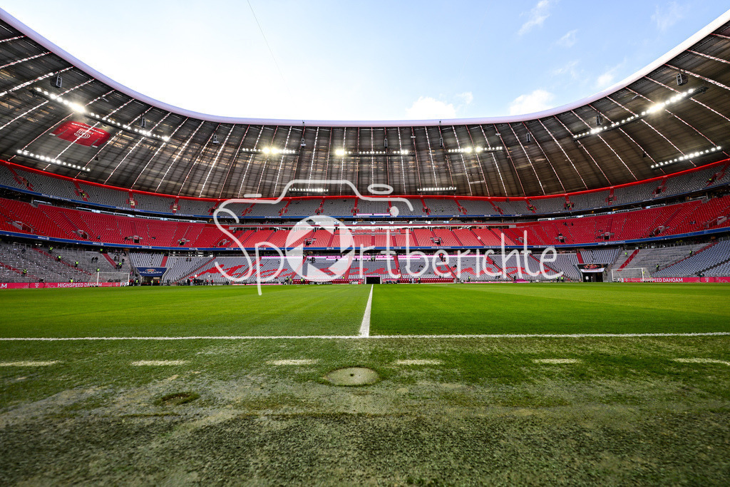 FC Bayern München - TSG 1899 Hoffenheim | MUNICH, GERMANY - 08. FEBRUARY: das Topspiel der Bundesliga steigt heute in München / Symbolbild / Symbolfoto vor dem Bundesligamatch zwischen dem FC Bayern München und der TSG 1899 Hoffenheim am 21. Spieltag in der Allianz Arena / DFL REGULATIONS PROHIBIT ANY USE OF PHOTOGRAPHS AS IMAGE SEQUENCES AND/OR QUASI-VIDEO