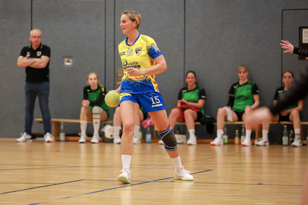 HcTvRhedeII_SvNeukirchen_150924_128 | Bildergalerie von Sport-Ereignissen aber auch von weiteren spannenden Dingen - nicht nur vom Niederrhein. In Anlehnung an den bekannten Spruch von Hanns Dieter Hüsch heißt das Motto: "Niederrhein ist überall".  - Realisiert mit Pictrs.com