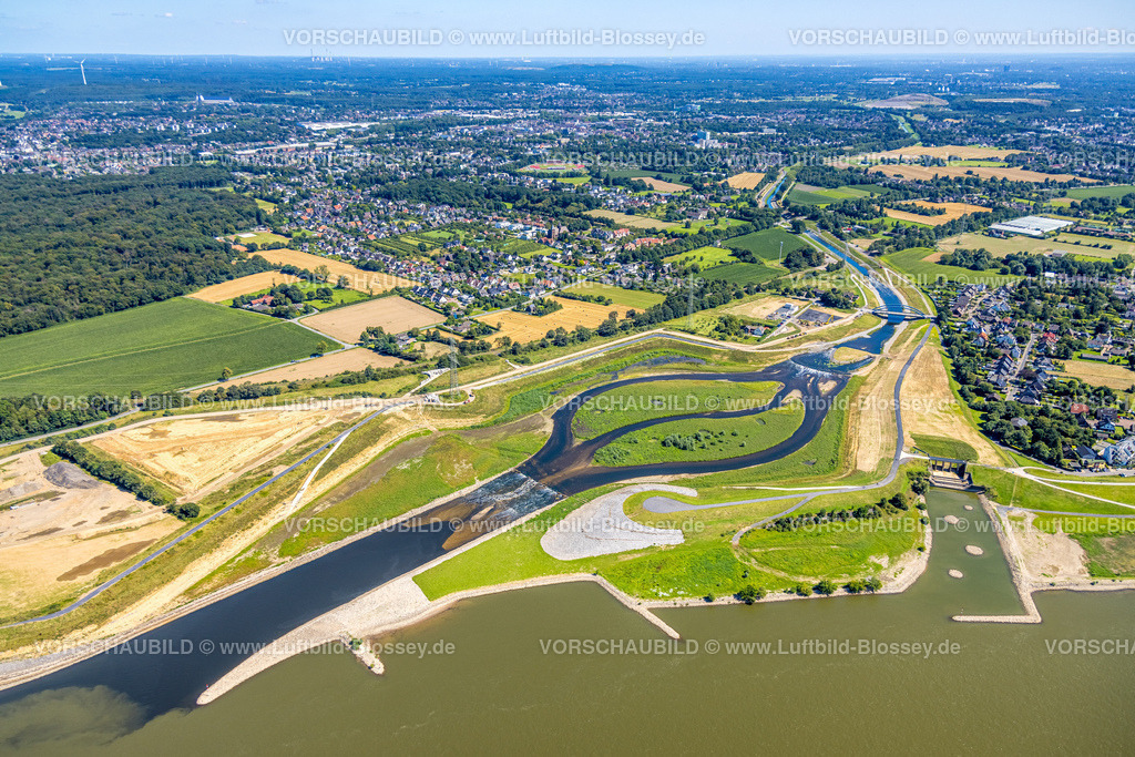 Voerde240802775 | Luftbild, Emscherdelta, neue und ehemalige Emschermündung in den Fluss Rhein, Blick auf Eppinghoven und Dinslaken, Möllen, Voerde, Ruhrgebiet, Niederrhein, Nordrhein-Westfalen, Deutschland