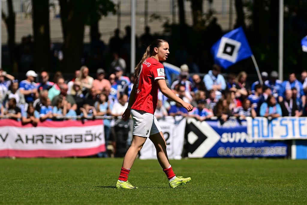 Fußball I Frauen I Saison 2024-2025 I 2. Bundesliga I 25. Spieltag I Hamburger SV - SC Freiburg II | Der Sportfotograf. - Realisiert mit Pictrs.com