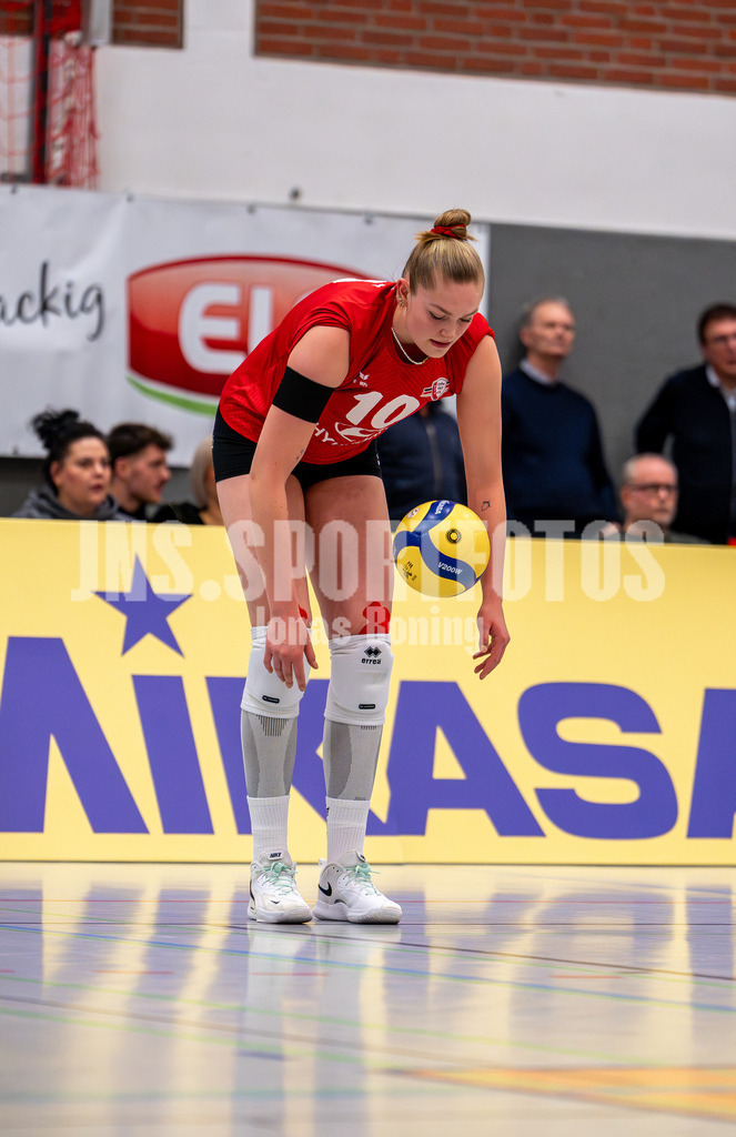 Volleyball I Frauen I Saison 2025-2026 I 2 Bundesliga Pro I 16. Spieltag VFL Oythe - TV Planegg-Krailling-45 | Mariele Meyer (10,VFL Oythe) - Realisiert mit Pictrs.com