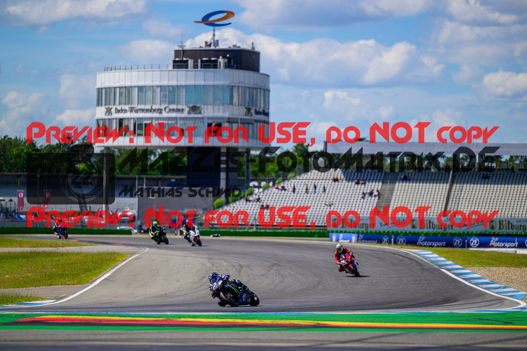 MaZZes_FotoMatrix_240615_6021986_8882 | ROT