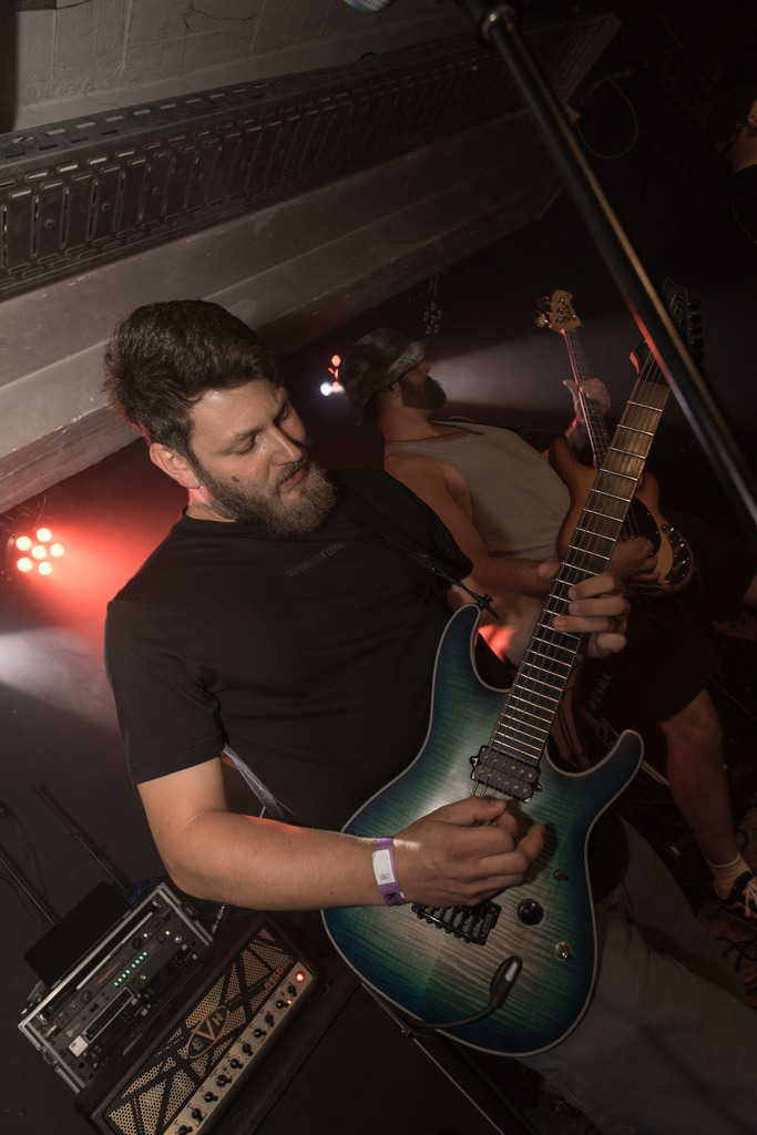 057A3010 | thismomentpictures - Realisiert mit Pictrs.com