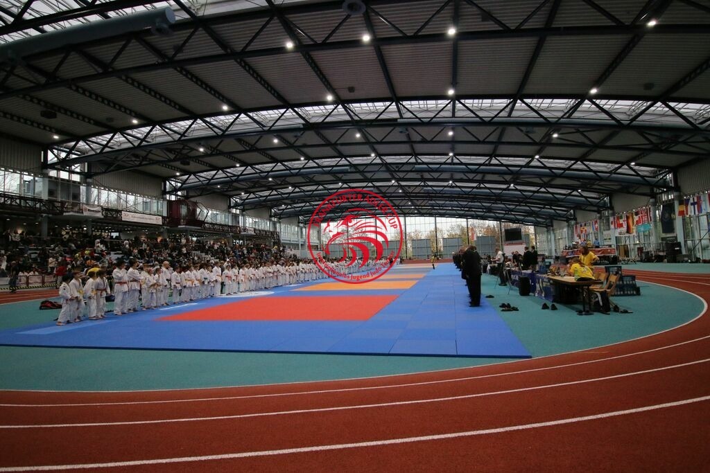 MSY-2022-10-29-7671 | Fotos vom Adler Cup - Pictures from Adler Cup

Hier findet Ihr alle Eindrücke und großen Momente der Adler Cup Wochenenden. Here you will find all impressions and great moments of the Adler Cup weekends. - Realisiert mit Pictrs.com