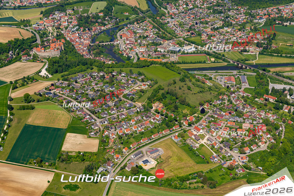 Das Luftbild der Stadt Harburg wurde 2021 vom Flugzeug heraus erstellt (keine Drohne) Aufnahmehöhe ca.450 Meter- hohe Bildauflösung und Druck-Qualität garantiert!