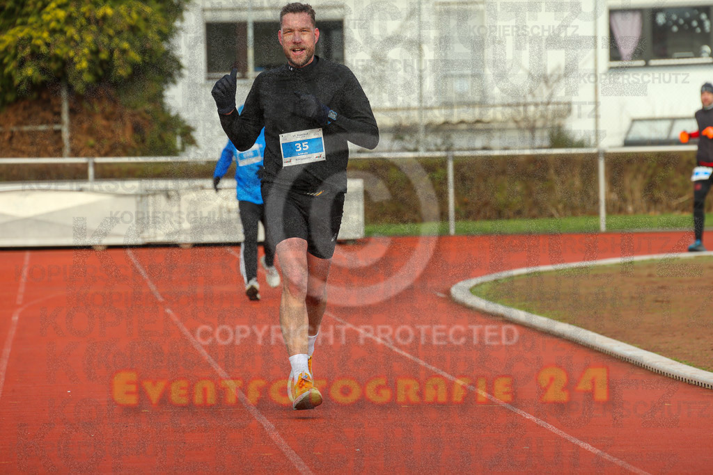 230129_1125_EX1_4885 | Sportfotografie im Rhein-Sieg Kreis, Köln, Bonn, NRW, Rheinland Pfalz, Hessen, etc. Unser Tätigkeitsfeld umfasst den Laufsport vom Volkslauf über den Marathon, Duathlon, Triathon bis zum Ultralauf wie Kölnpfad Ultra oder Schindertrail.
