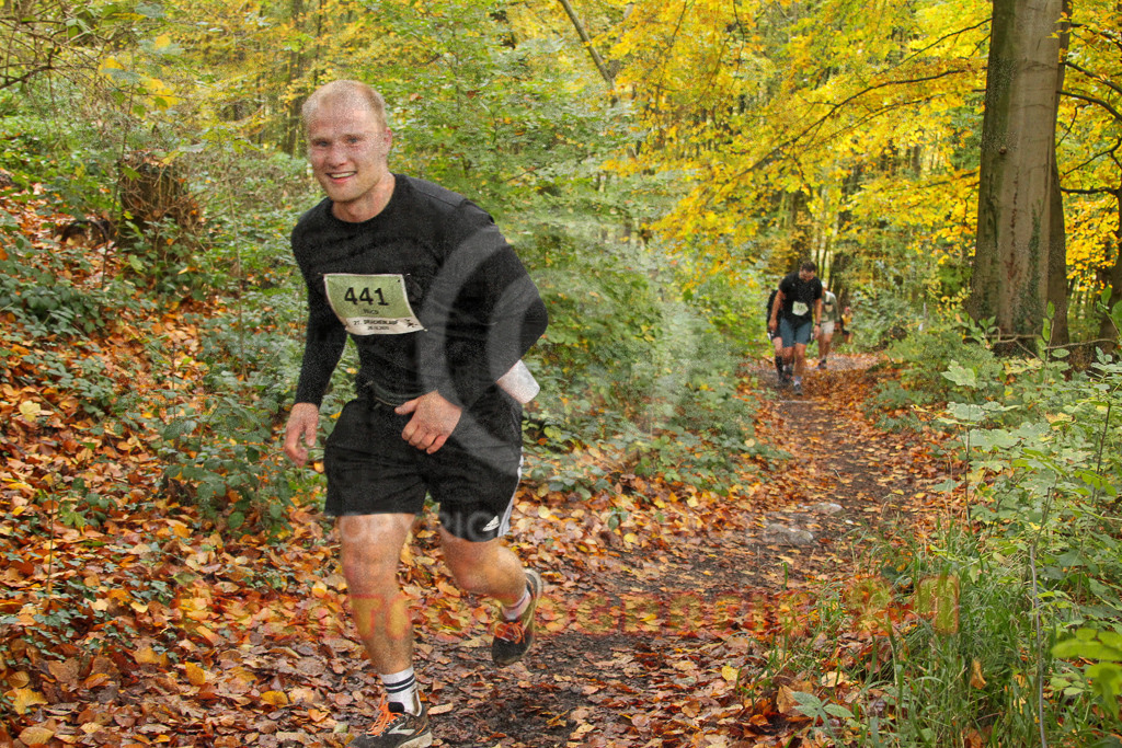251026_1246_EV4_5803 | Sportfotografie im Rhein-Sieg Kreis, Köln, Bonn, NRW, Rheinland Pfalz, Hessen, etc. Unser Tätigkeitsfeld umfasst den Laufsport vom Volkslauf über den Marathon, Duathlon, Triathon bis zum Ultralauf wie Kölnpfad Ultra oder Schindertrail.