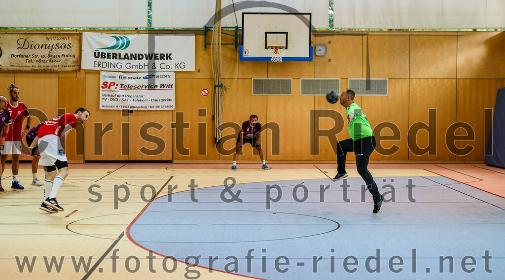 2023-10-21_051_SpVgg_Altenerding_III_gegen_TSV_Taufkirchen-Vils | Erding, Deutschland, 21.10.2023:
Handball, Bezirksklasse Männer Staffel Ost 2023 / 2024, 4. Spieltag, SpVgg Altenerding III gegen TSV Taufkirchen/Vils, Endergebnis: 27:32

Christopher Schindler (SpVgg Altenerding, #35)

Foto: Christian Riedel / fotografie-riedel.net