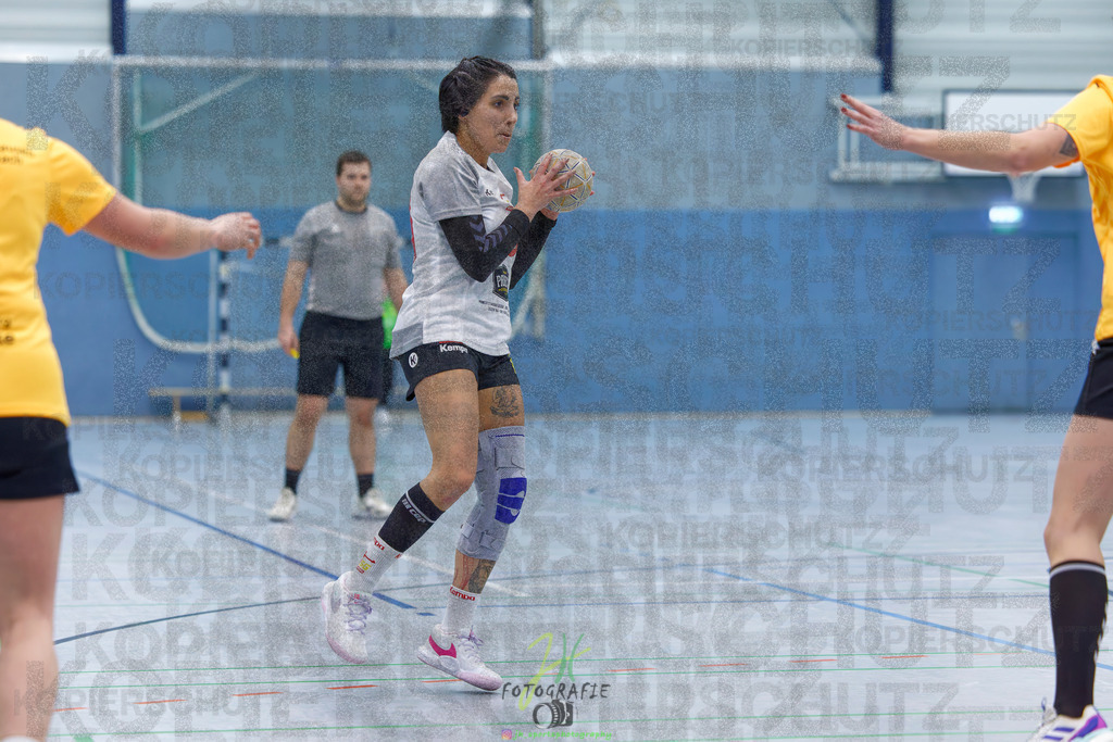Frauen Oberliga Mitte (HHV); HSG Eibelshausen/Ewersbach - HSG Wettenberg II | Frauen Oberliga Mitte (HHV); HSG Eibelshausen/Ewersbach - HSG Wettenberg II am 13.12.2025 in Steinbrücken (Sporthalle am Hammerweiher)Photo © 2025 - Jörg Heinrich - Realisiert mit Pictrs.com