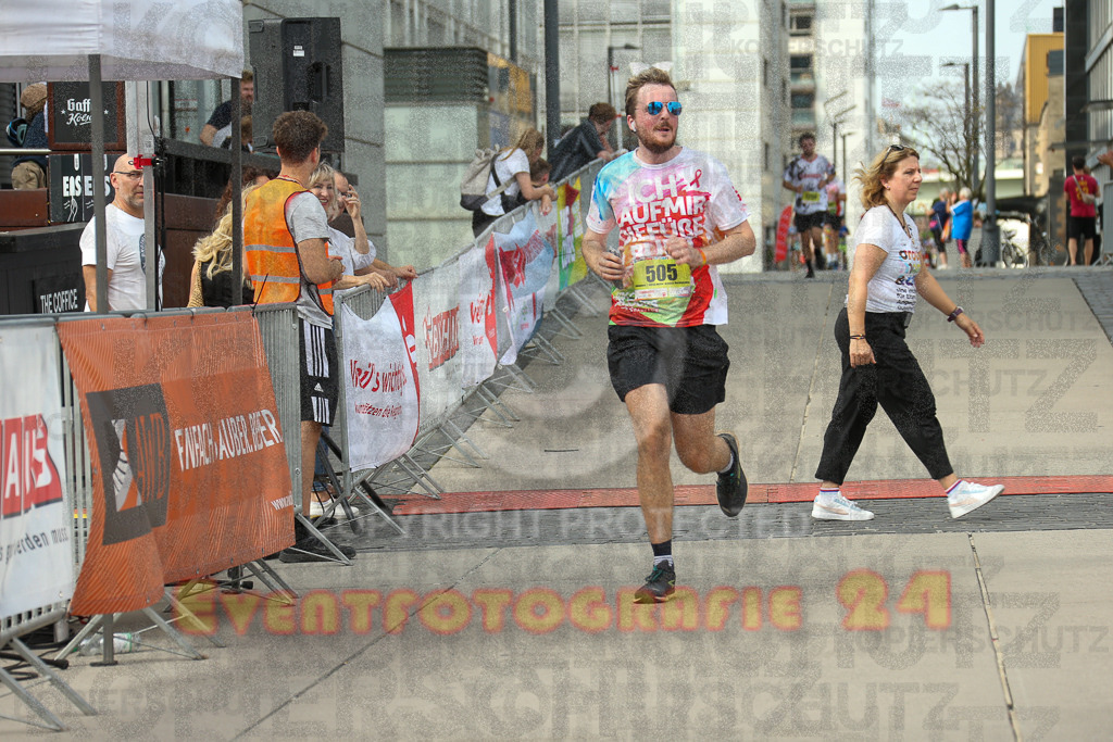 250920_1522_EX1_9084 | Sportfotografie im Rhein-Sieg Kreis, Köln, Bonn, NRW, Rheinland Pfalz, Hessen, etc. Unser Tätigkeitsfeld umfasst den Laufsport vom Volkslauf über den Marathon, Duathlon, Triathon bis zum Ultralauf wie Kölnpfad Ultra oder Schindertrail.