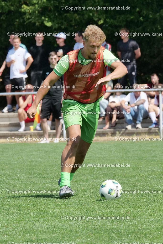 Fußball : Voerder Stadtmeisterschaft am 01.08.2026 auf der Anlage des TV Voerde mit SV 08/29 Friedrichsfeld, SV Spellen und dem TV Voerde. Der STV Hünxe vervollständigt als 4. Mannschaft das Turnier. | Fußball : Voerder Stadtmeisterschaft am 01.08.2026 auf der Anlage des TV Voerde mit SV 08/29 Friedrichsfeld, SV Spellen und dem TV Voerde. Der STV Hünxe vervollständigt als 4. Mannschaft das Turnier. - Realisiert mit Pictrs.com