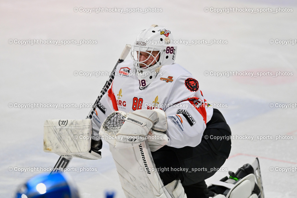 ESC SPARKASSE STEINDORF vs. EV ZELTWEG MURTAL LIONS | #88 Mocher Paul EV ZELTWEG MURTAL LIONS, ESC SPARKASSE STEINDORF vs. EV ZELTWEG MURTAL LIONS, ESC SPARKASSE STEINDORF vs. EV ZELTWEG MURTAL LIONS am 27.12.2025 in Steindorf (Ossiachersee Halle), Austria, (Photo by Bernd Stefan)